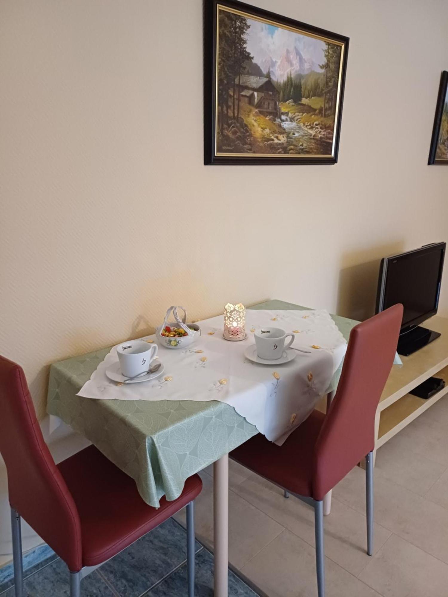 Thüringer Zimmer Suhl Exterior foto