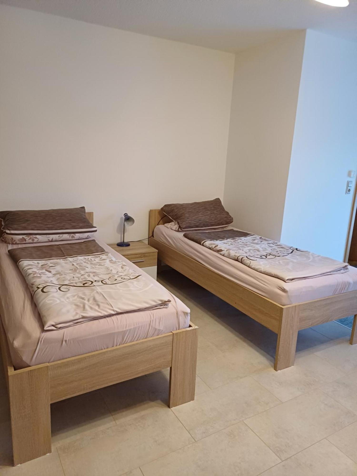 Thüringer Zimmer Suhl Exterior foto